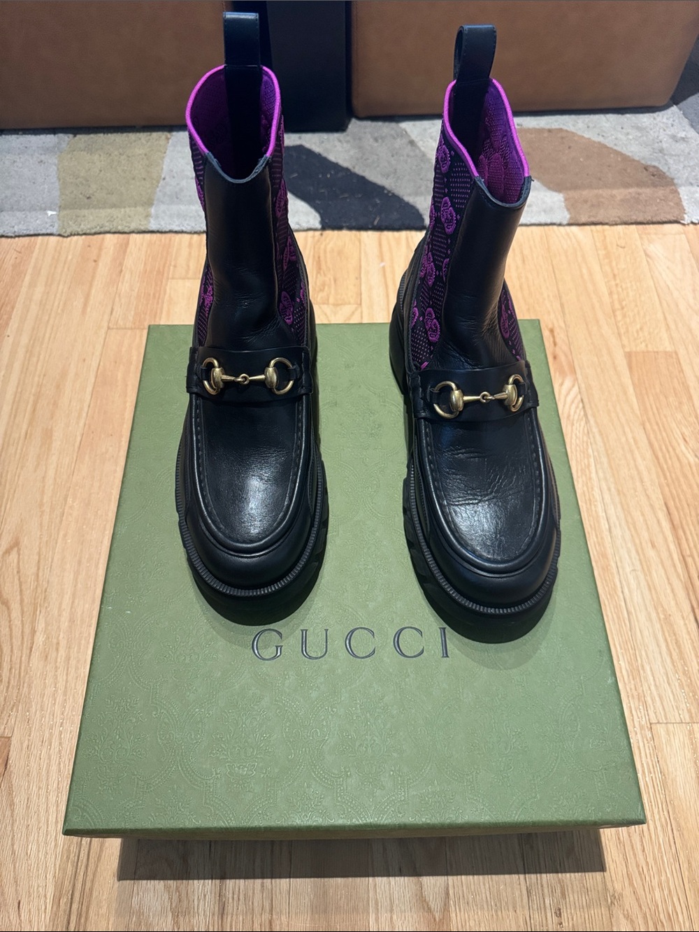 Authentic Gucci Black Leather Chelsea Boots with Purple Knit Sock Size 40/10USA